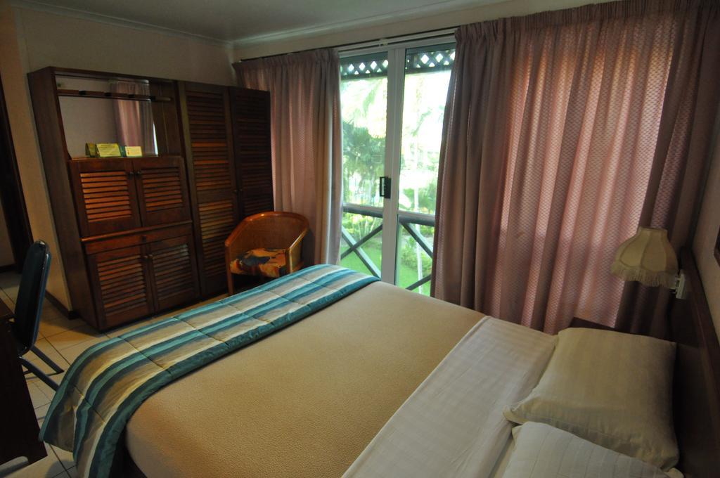 Madang Resort Buitenkant foto